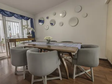 Comedor acogedor de Estancia Chapalita