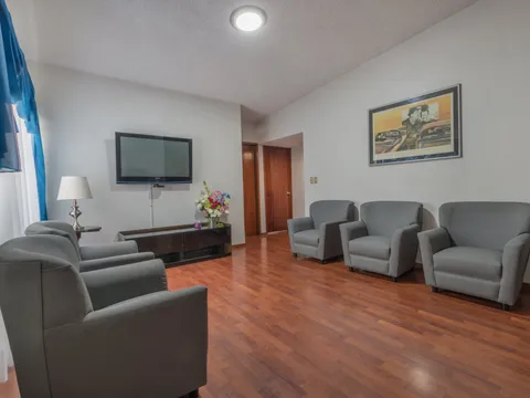 Sala secundaria para la convivencia de los residentes